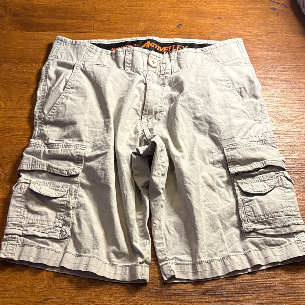 Architect Men's Cargo Shorts in Light Gray